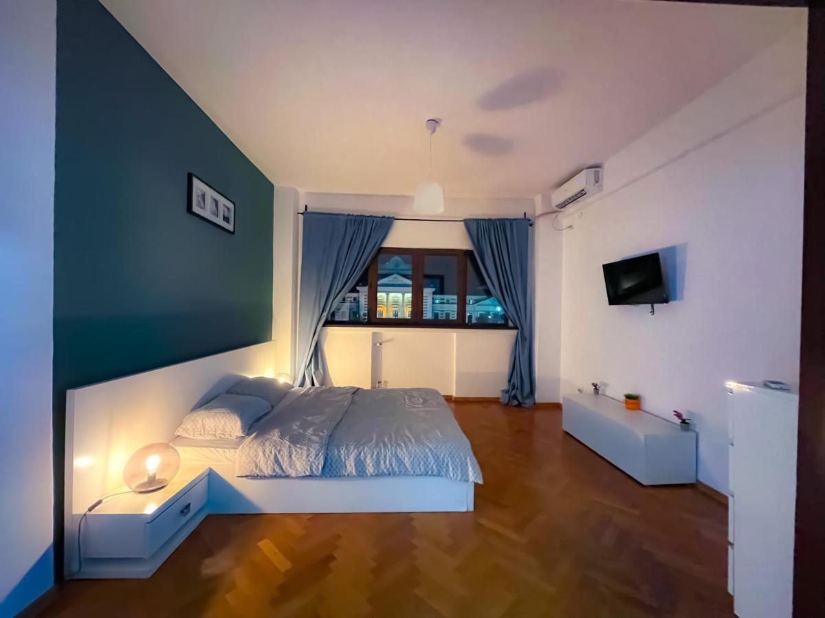 Km 0 And The Best View 2Bdr Apartment In บูคาเรสต์ ภายนอก รูปภาพ