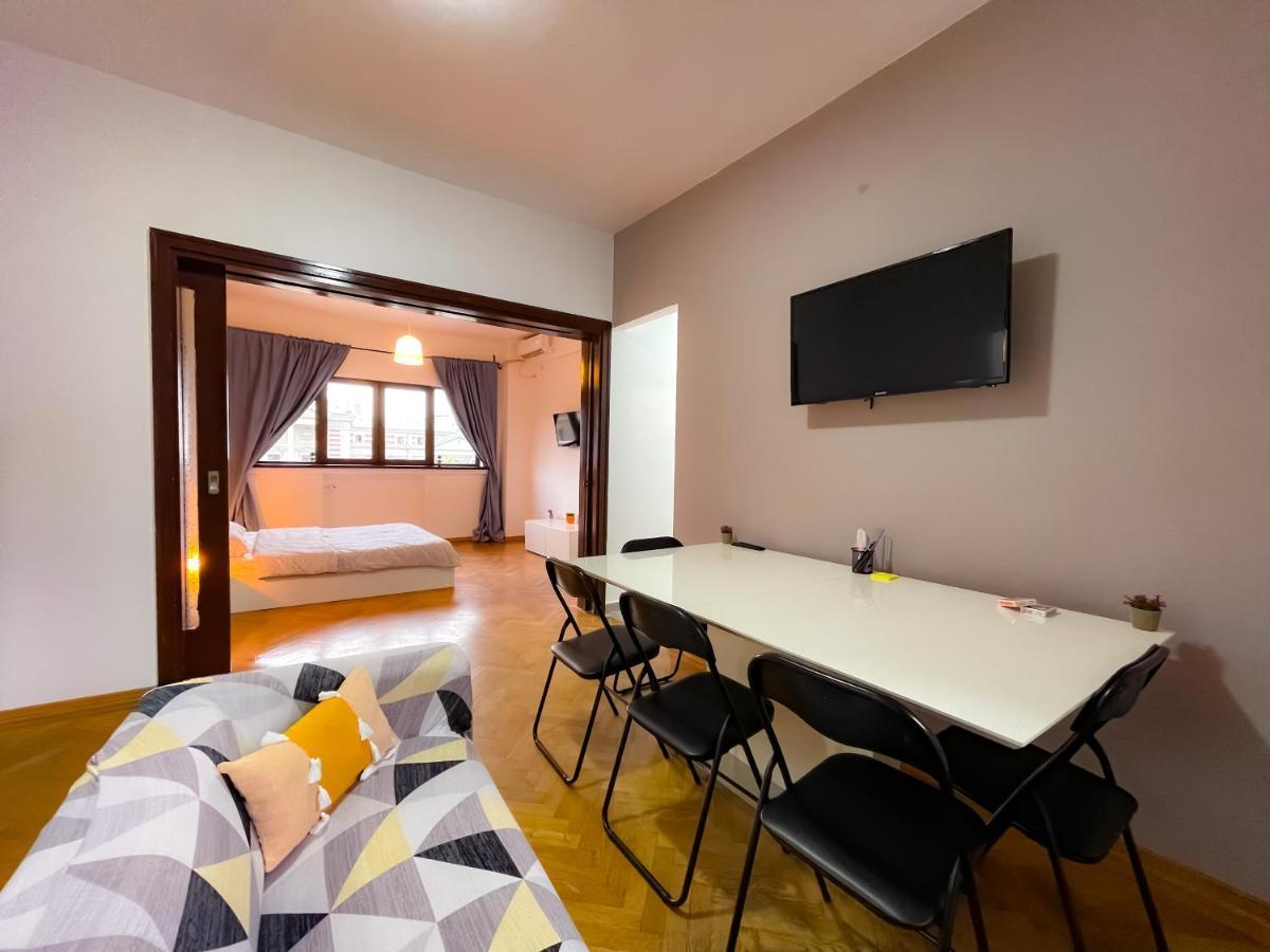 Km 0 And The Best View 2Bdr Apartment In บูคาเรสต์ ภายนอก รูปภาพ