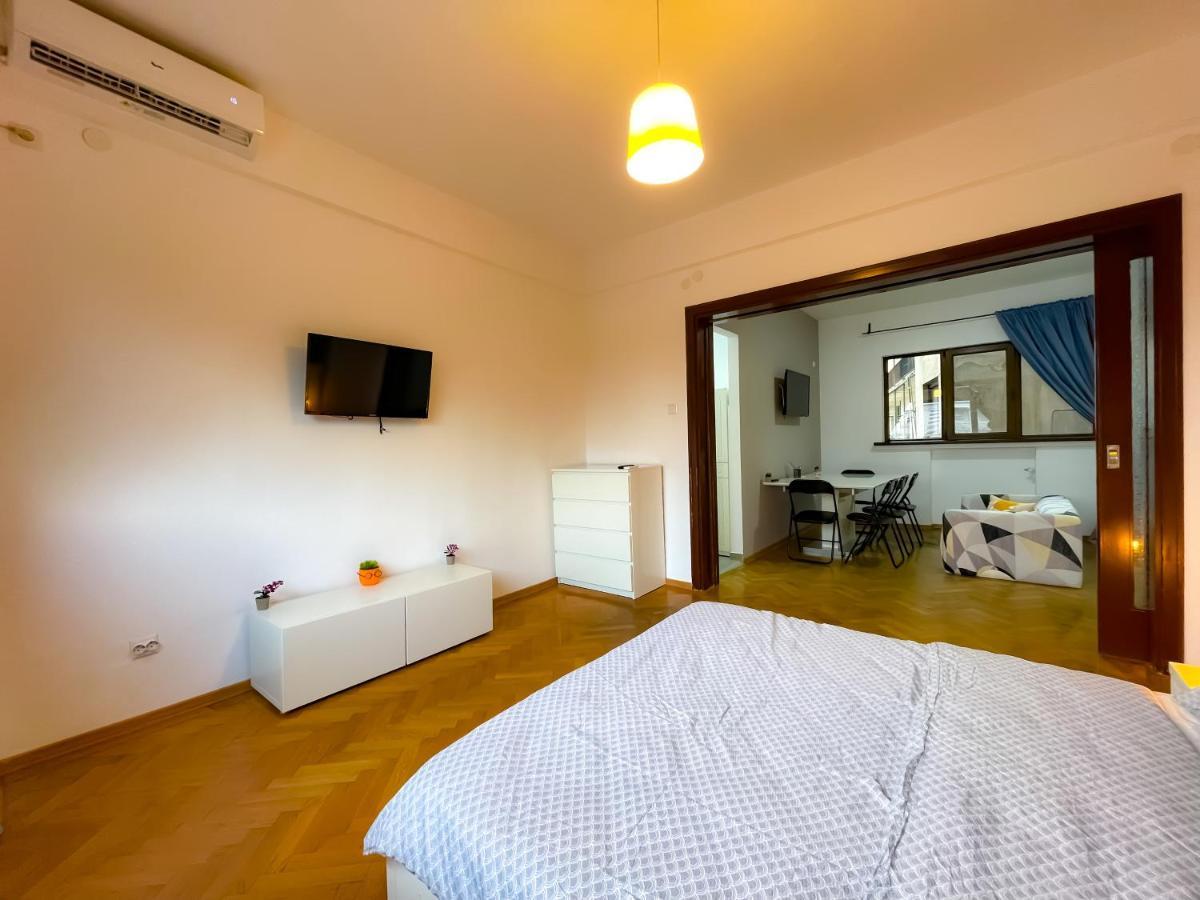 Km 0 And The Best View 2Bdr Apartment In บูคาเรสต์ ภายนอก รูปภาพ