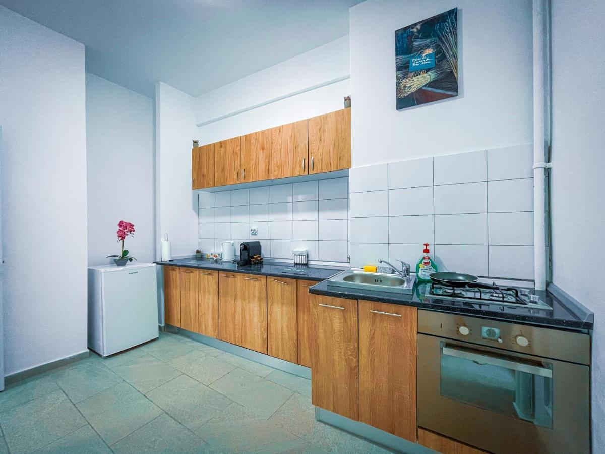 Km 0 And The Best View 2Bdr Apartment In บูคาเรสต์ ภายนอก รูปภาพ